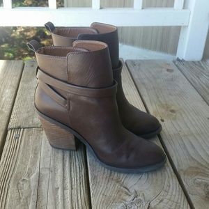 Lucky Brand Boots Size 6